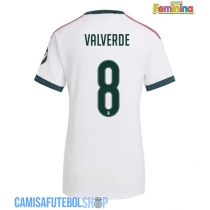 Camisa de time de futebol Real Madrid Federico Valverde #8 Replicas 1º Equipamento Feminina 2026-27 Manga Curta
